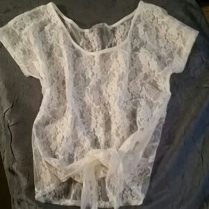 𝅺charlotte Russe Sheer Floral Lace Top Tie Front Bottom White Medium